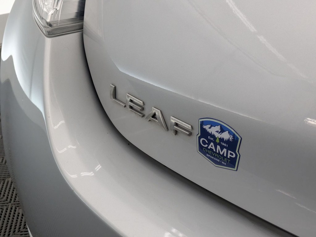 Thumbnail: 2015 Nissan Leaf - 25