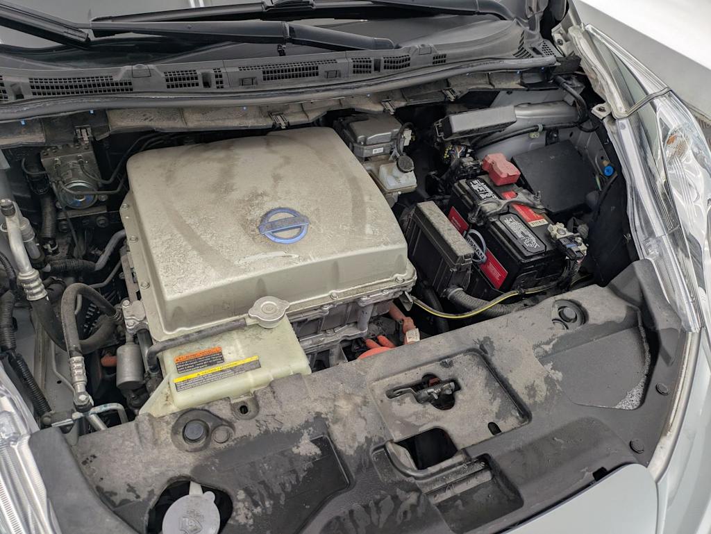 Thumbnail: 2015 Nissan Leaf - 8
