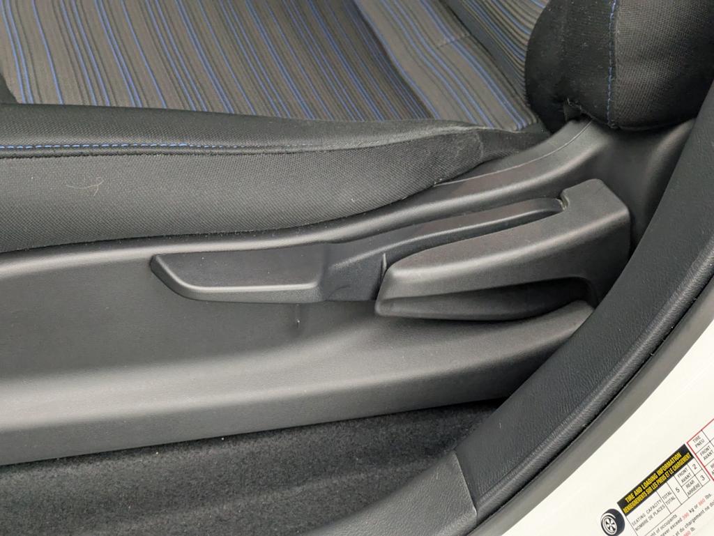 Thumbnail: 2023 Nissan Leaf - 25