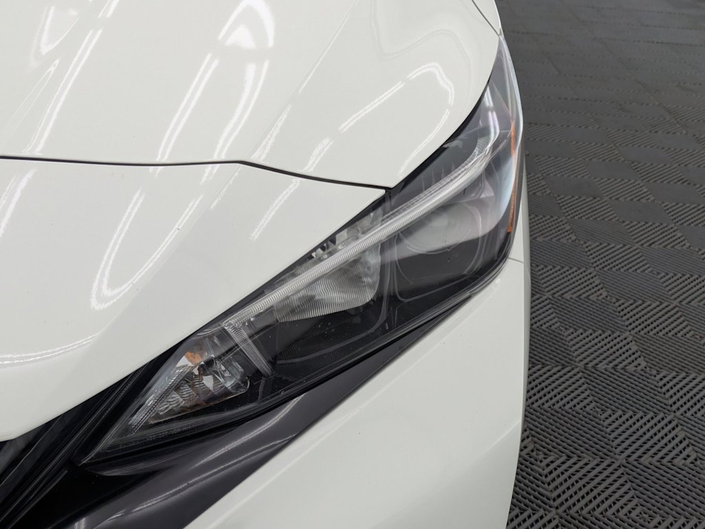 Thumbnail: 2023 Nissan Leaf - 23