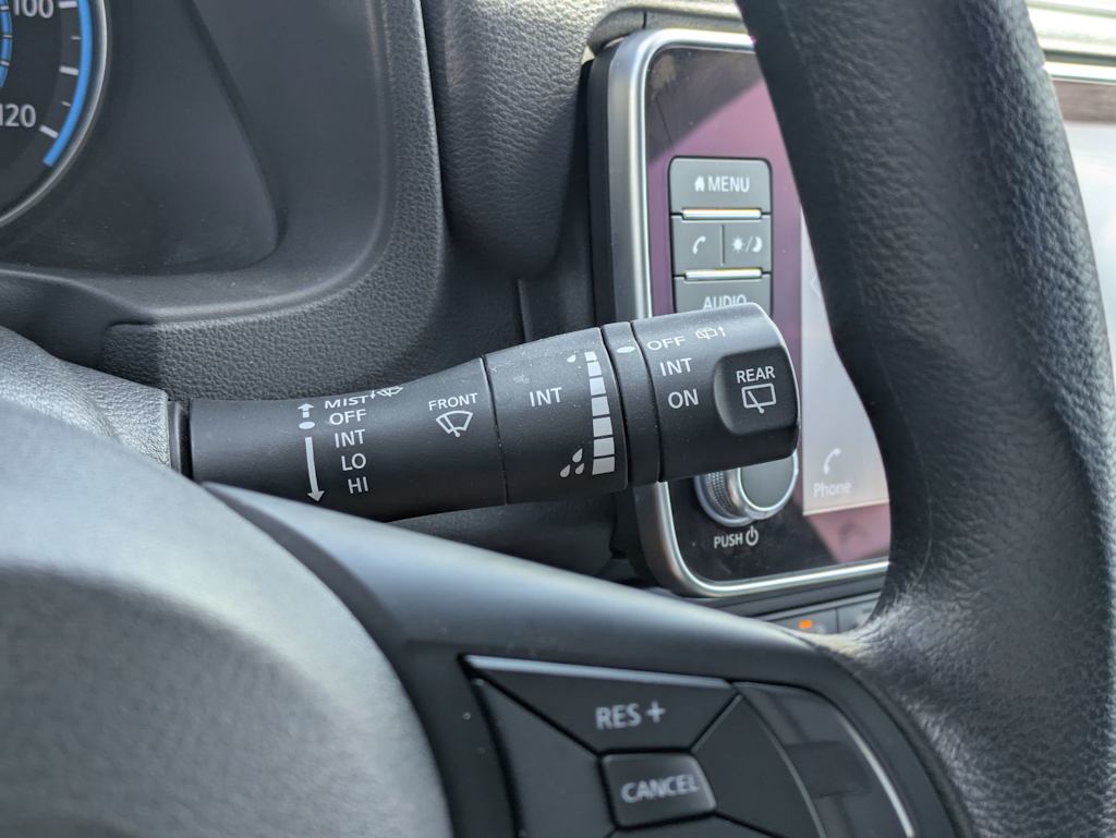 Thumbnail: 2023 Nissan Leaf - 30
