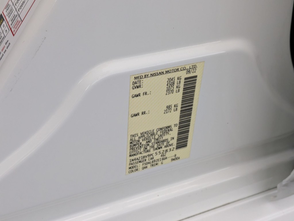 Thumbnail: 2023 Nissan Leaf - 19