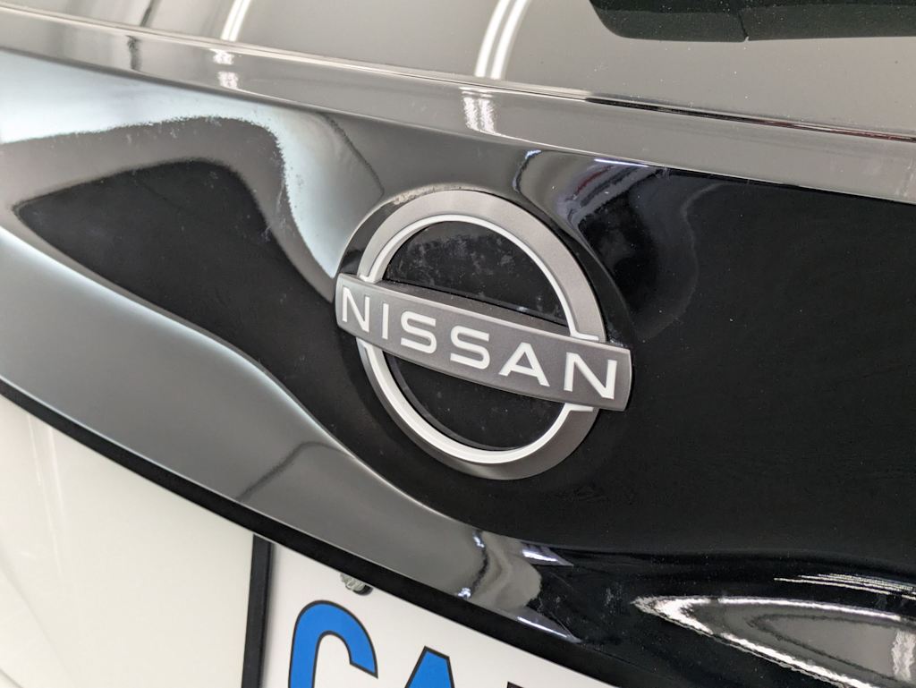 Thumbnail: 2023 Nissan Leaf - 7