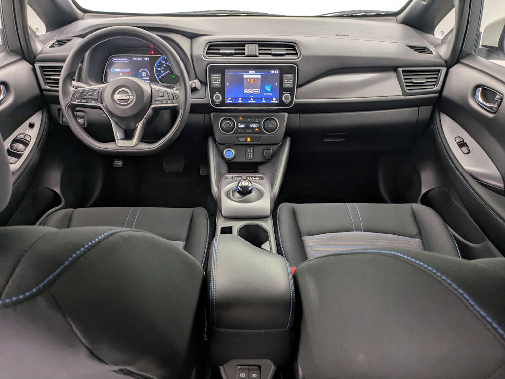 Thumbnail: 2023 Nissan Leaf - 10