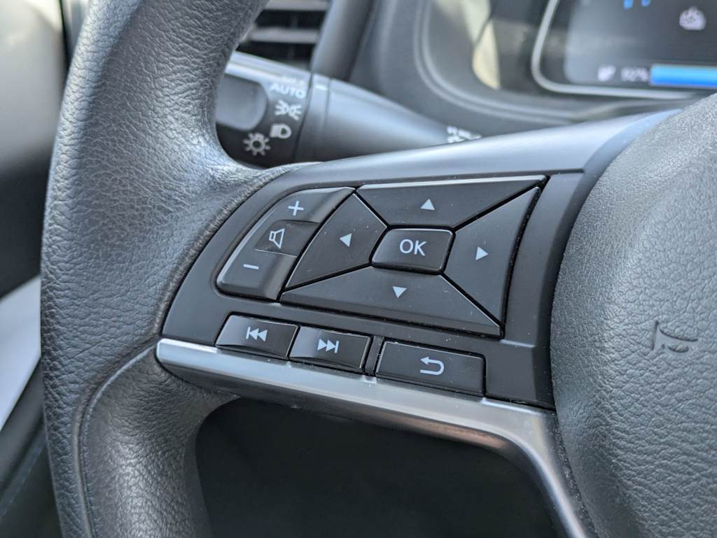Thumbnail: 2023 Nissan Leaf - 28
