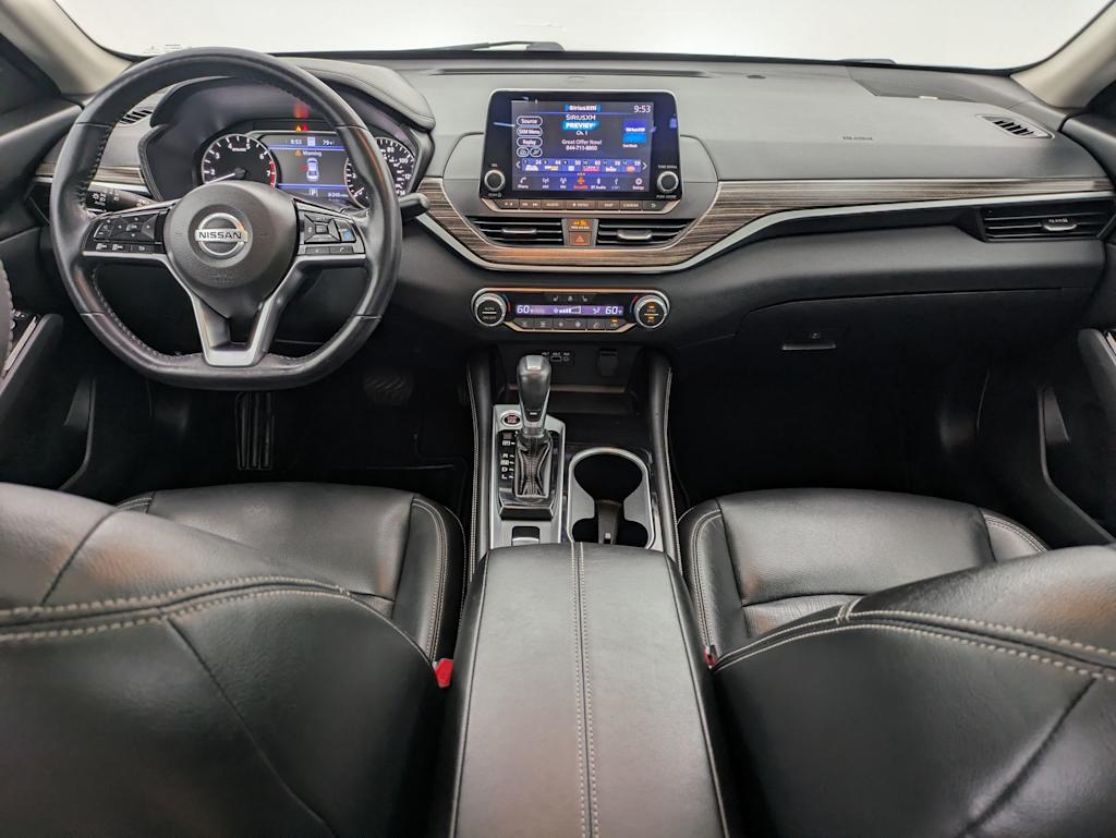 Thumbnail: 2020 Nissan Altima - 10
