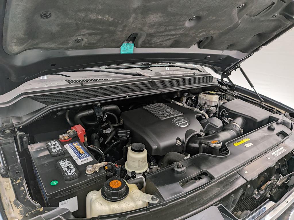 Thumbnail: 2011 Nissan Titan - 9