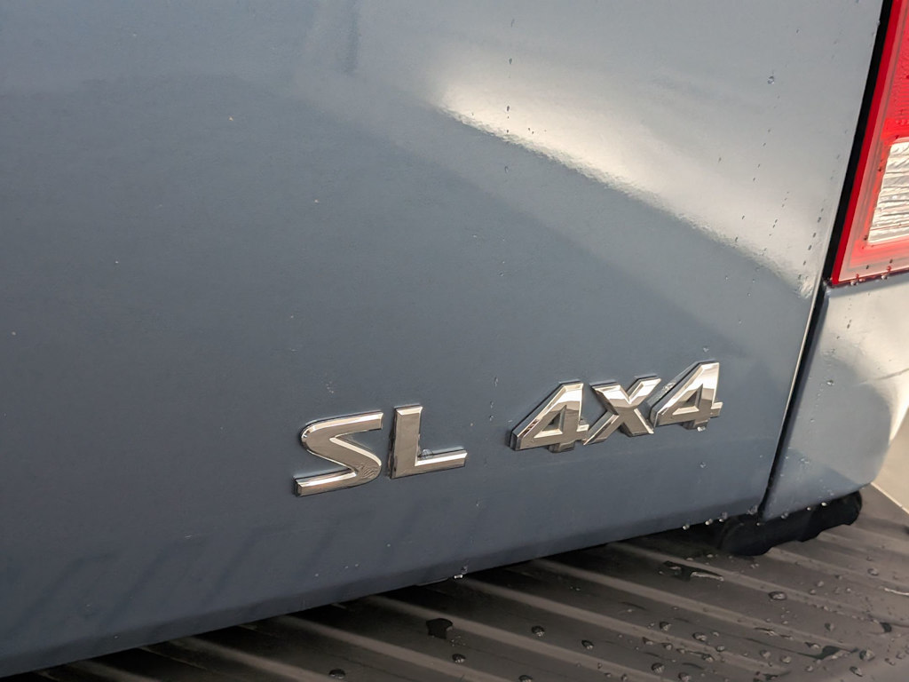 Thumbnail: 2011 Nissan Titan - 27