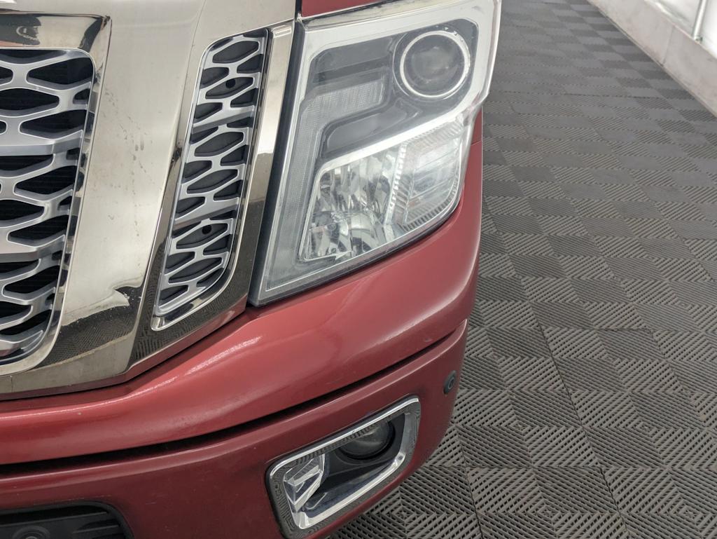 Thumbnail: 2016 Nissan Titan - 6