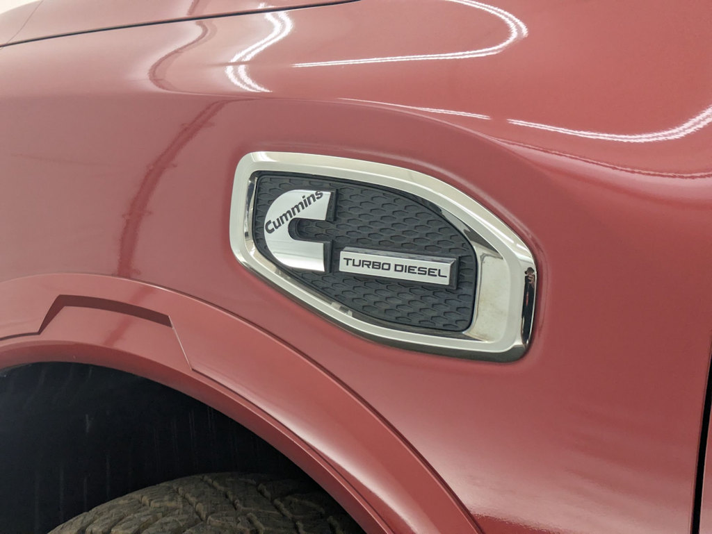Thumbnail: 2016 Nissan Titan - 23