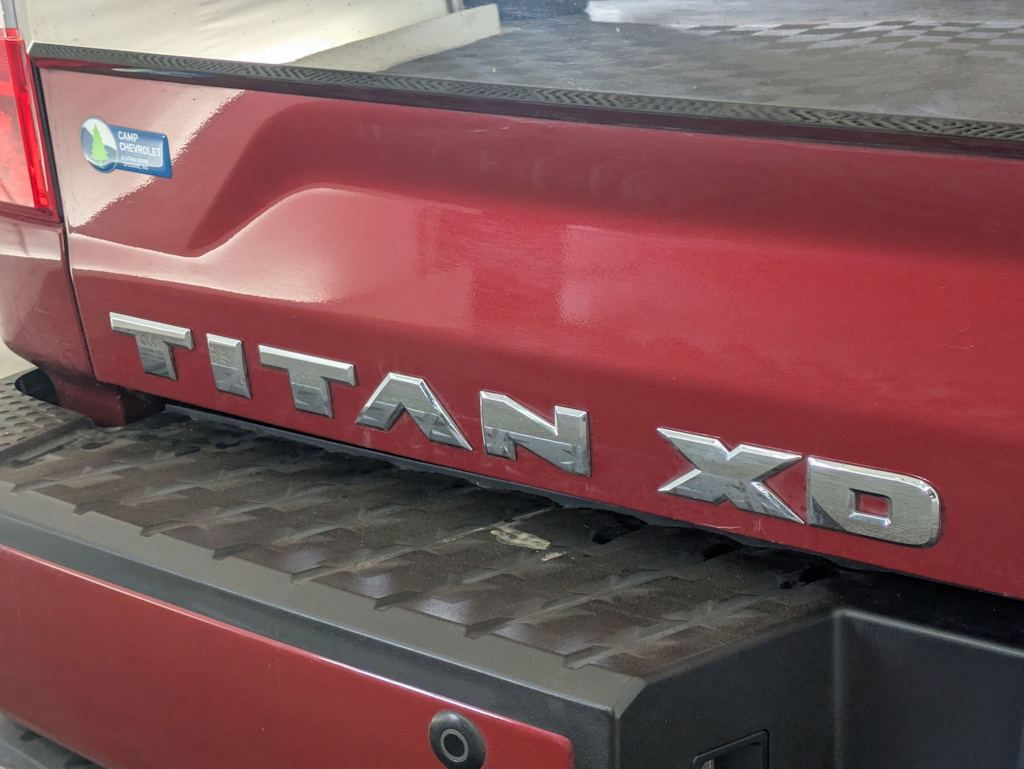 Thumbnail: 2016 Nissan Titan - 25