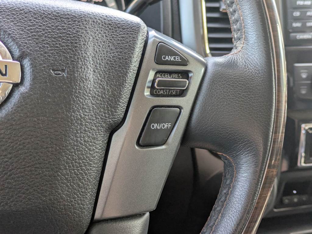 Thumbnail: 2016 Nissan Titan - 33