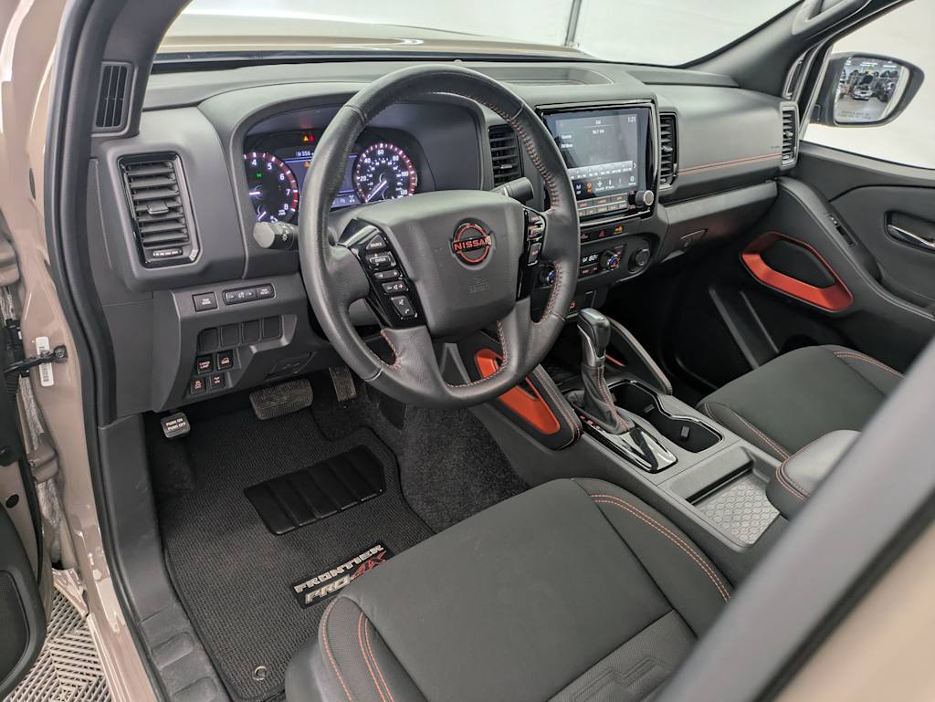 2024 Nissan Frontier PRO-4X 2