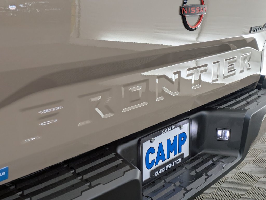 2024 Nissan Frontier PRO-4X 25