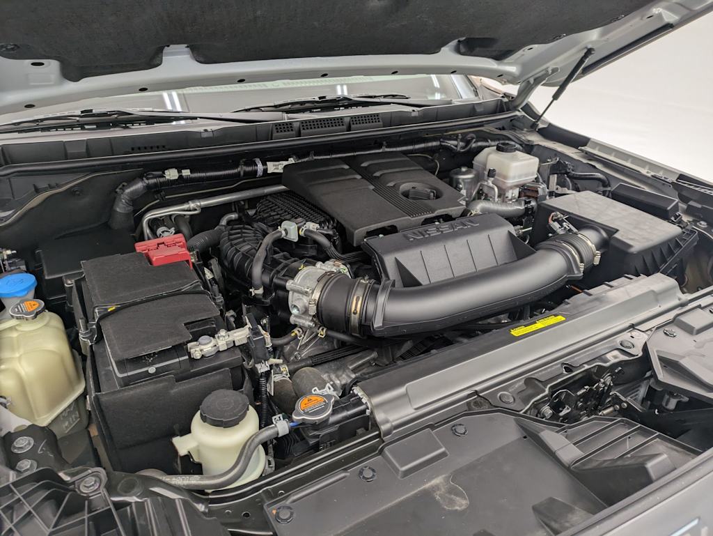 2024 Nissan Frontier PRO-4X 9