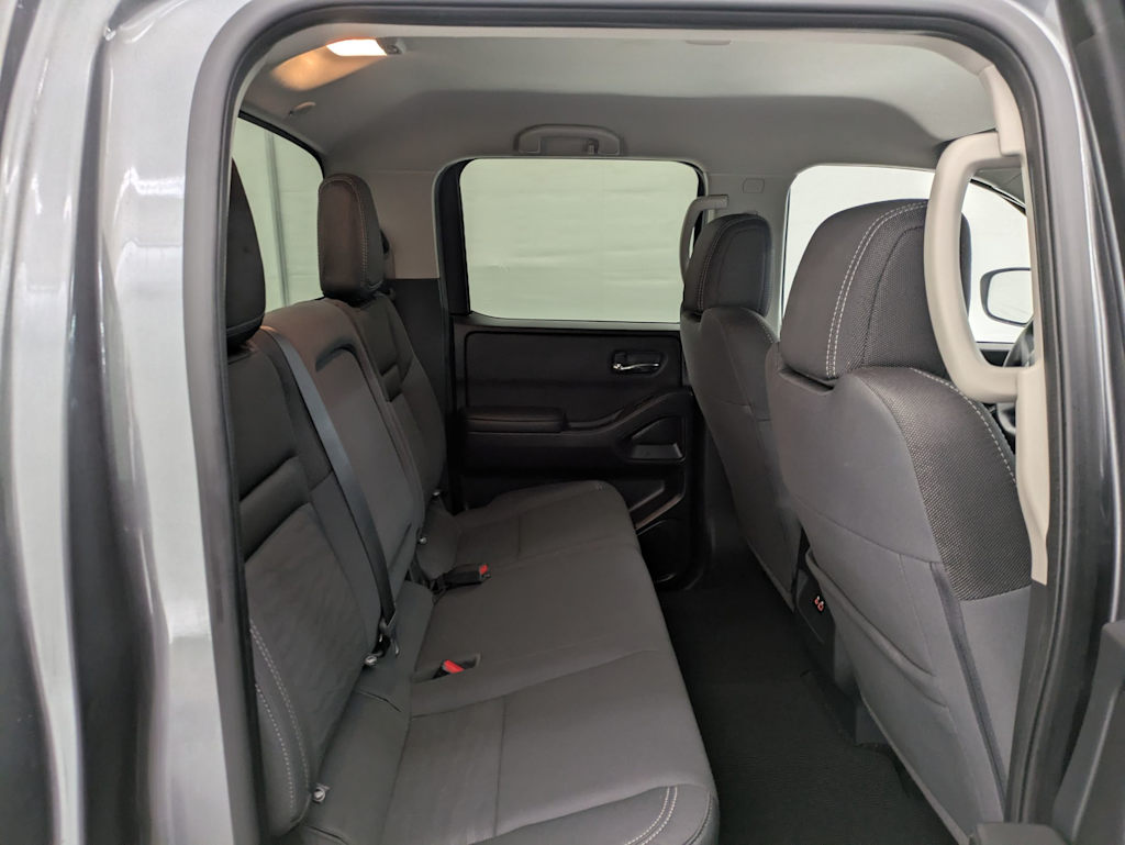 2023 Nissan Frontier SV 29