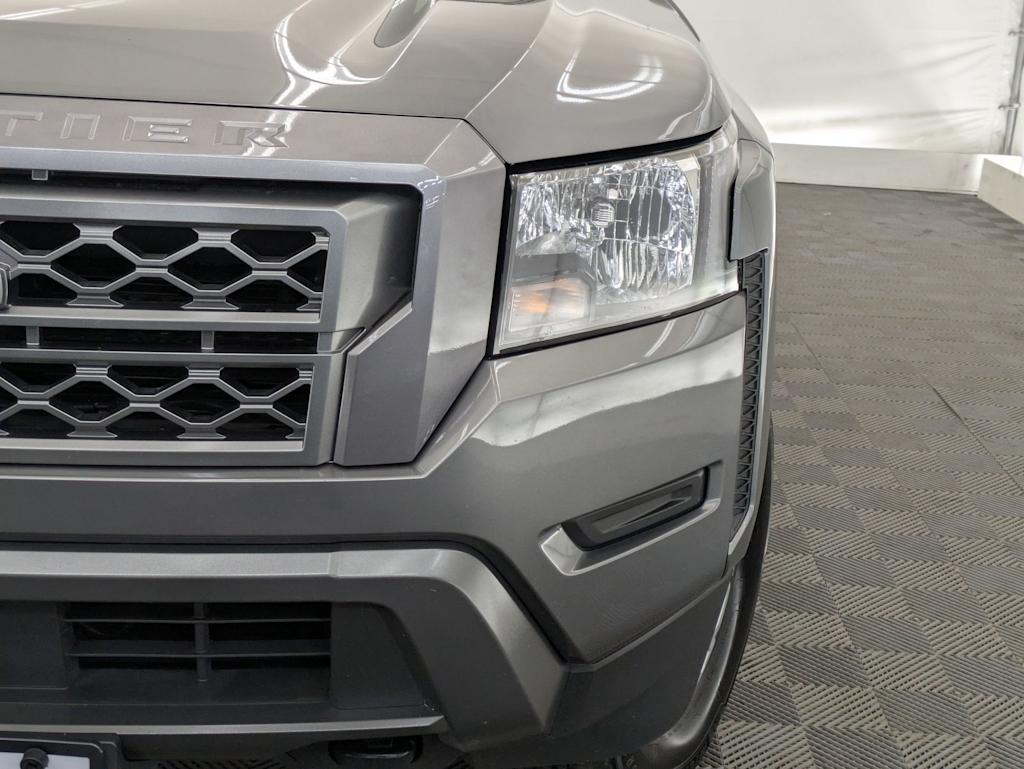 2023 Nissan Frontier SV 24