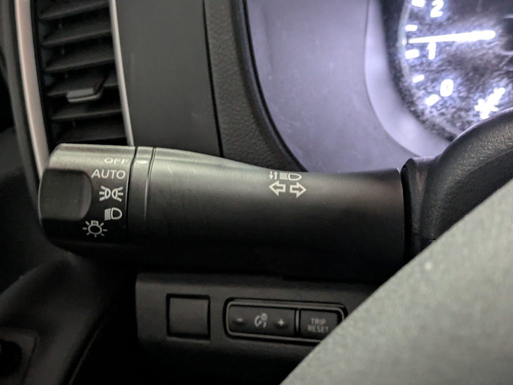 2023 Nissan Frontier SV 33