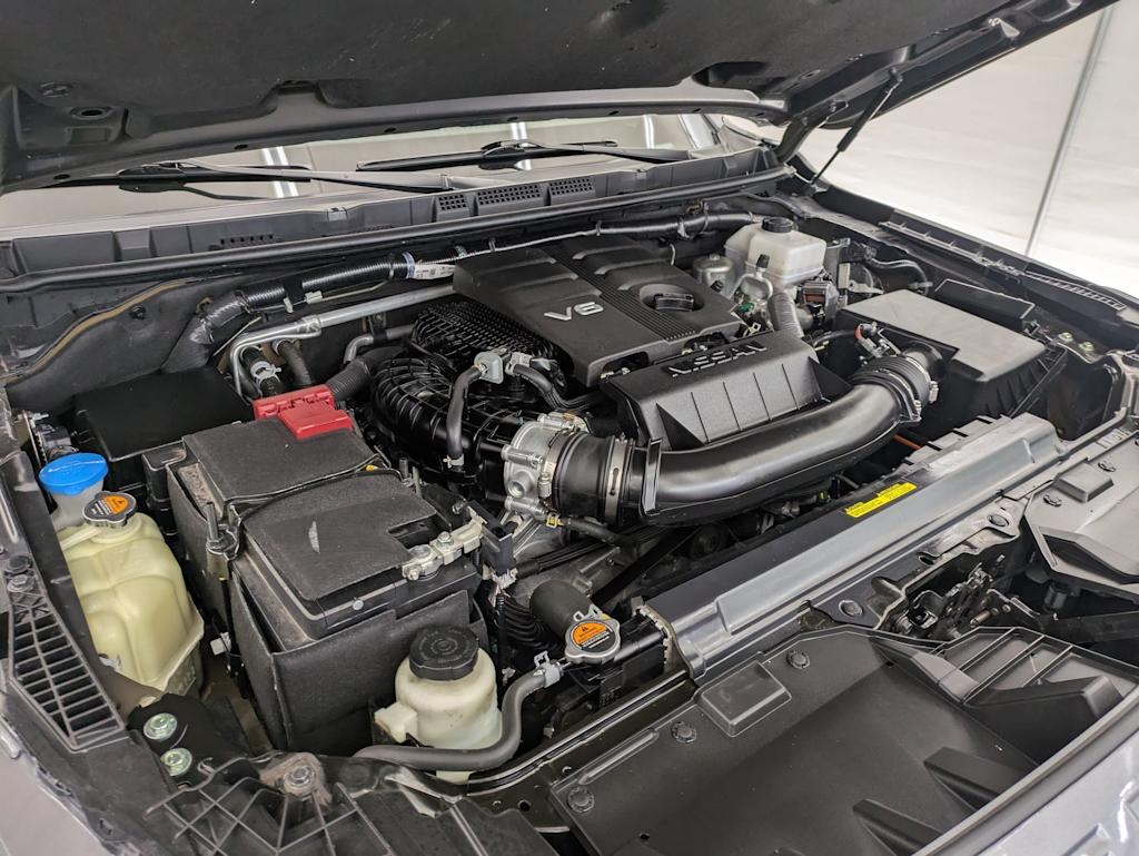 2023 Nissan Frontier SV 9