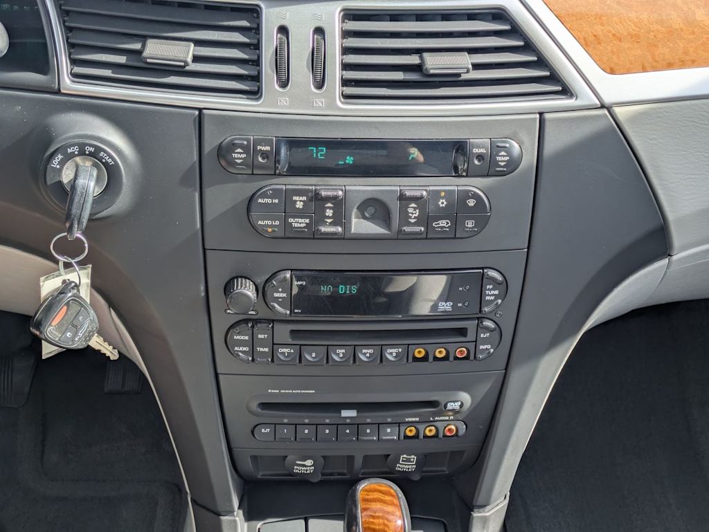 Thumbnail: 2007 Chrysler Pacifica - 15