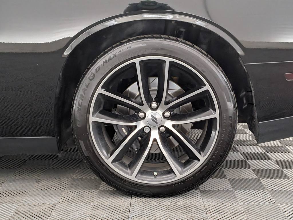 Thumbnail: 2017 Dodge Challenger - 8