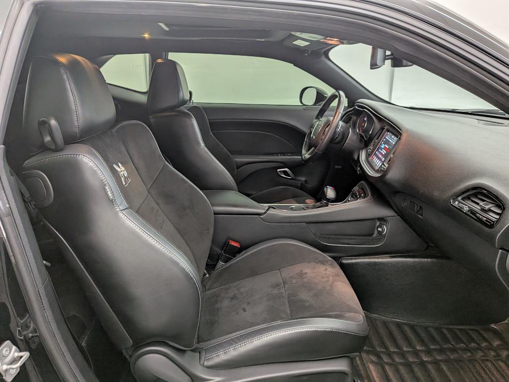 Thumbnail: 2017 Dodge Challenger - 12