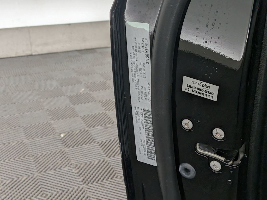 Thumbnail: 2017 Dodge Challenger - 34