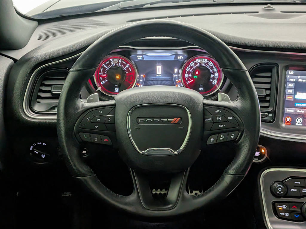 Thumbnail: 2017 Dodge Challenger - 14