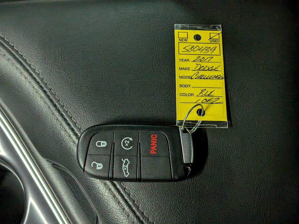 Thumbnail: 2017 Dodge Challenger - 33