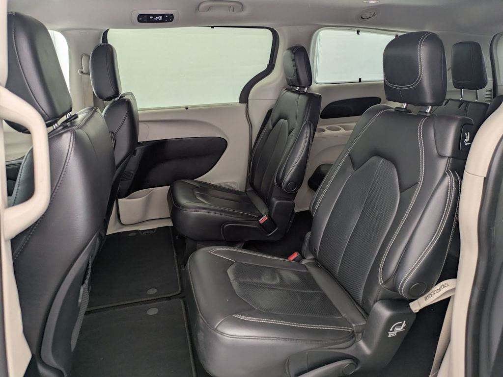 Thumbnail: 2022 Chrysler Pacifica - 26