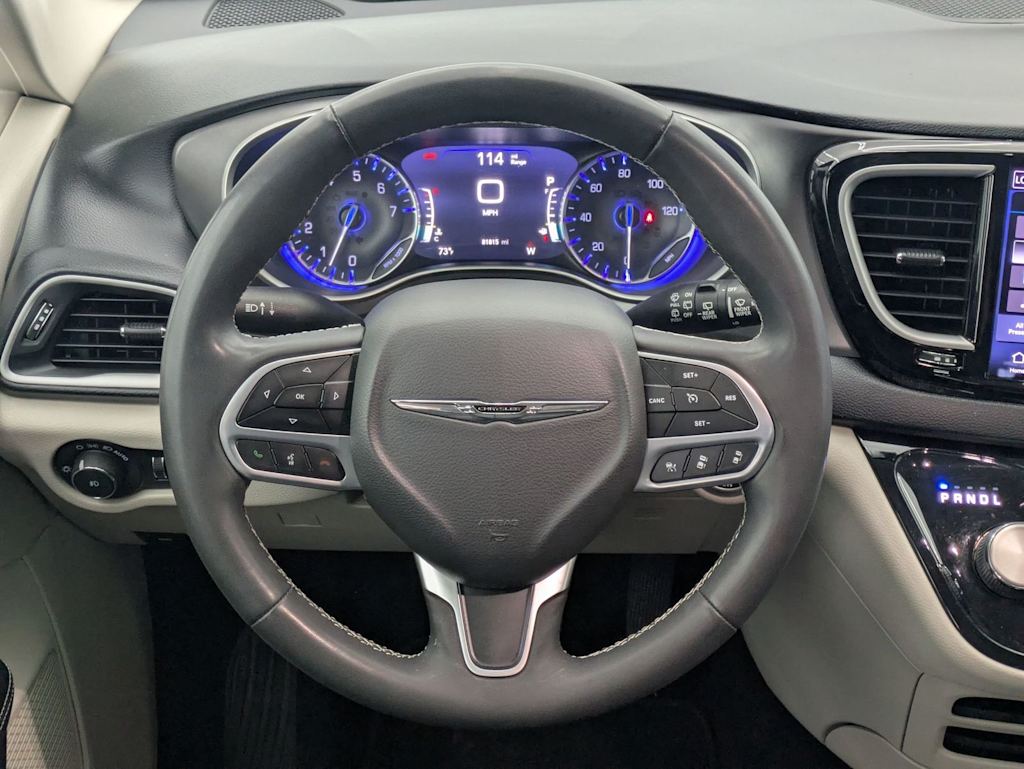 Thumbnail: 2022 Chrysler Pacifica - 14
