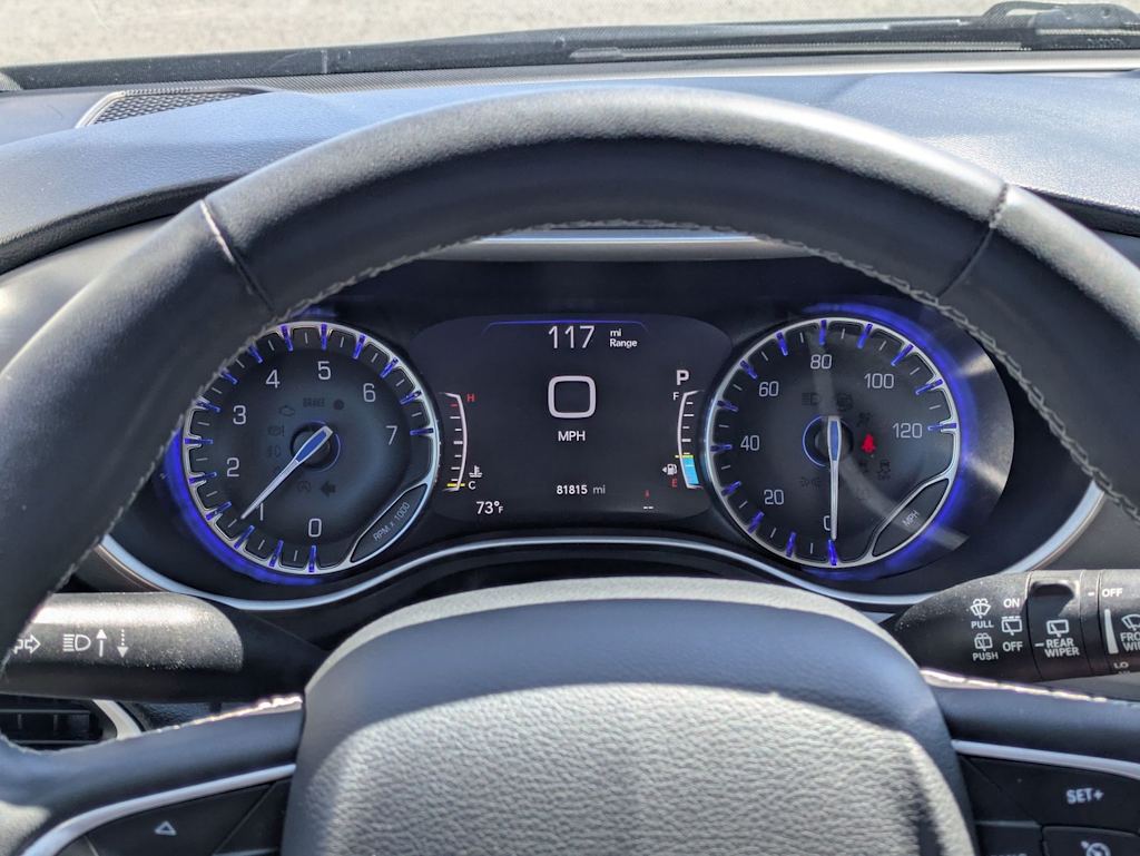 Thumbnail: 2022 Chrysler Pacifica - 16