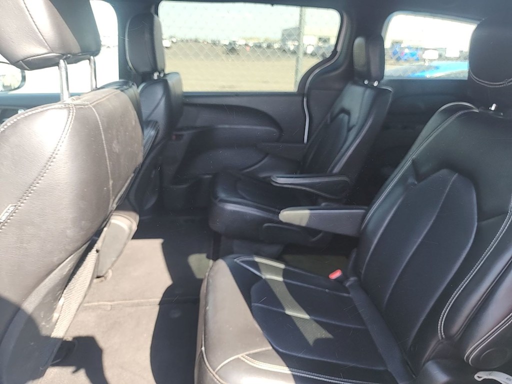 Thumbnail: 2025 Chrysler Pacifica - 7