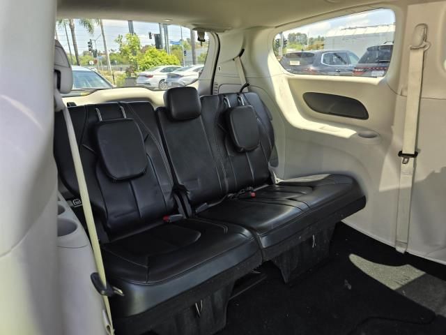 Thumbnail: 2023 Chrysler Pacifica - 7