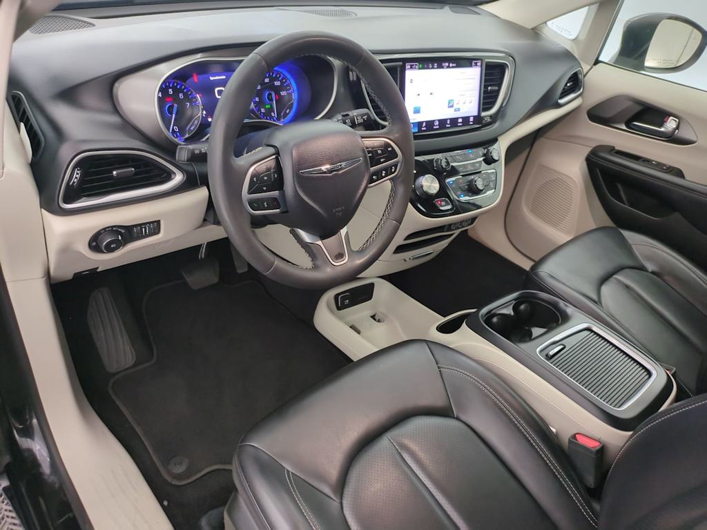 Thumbnail: 2023 Chrysler Pacifica - 2
