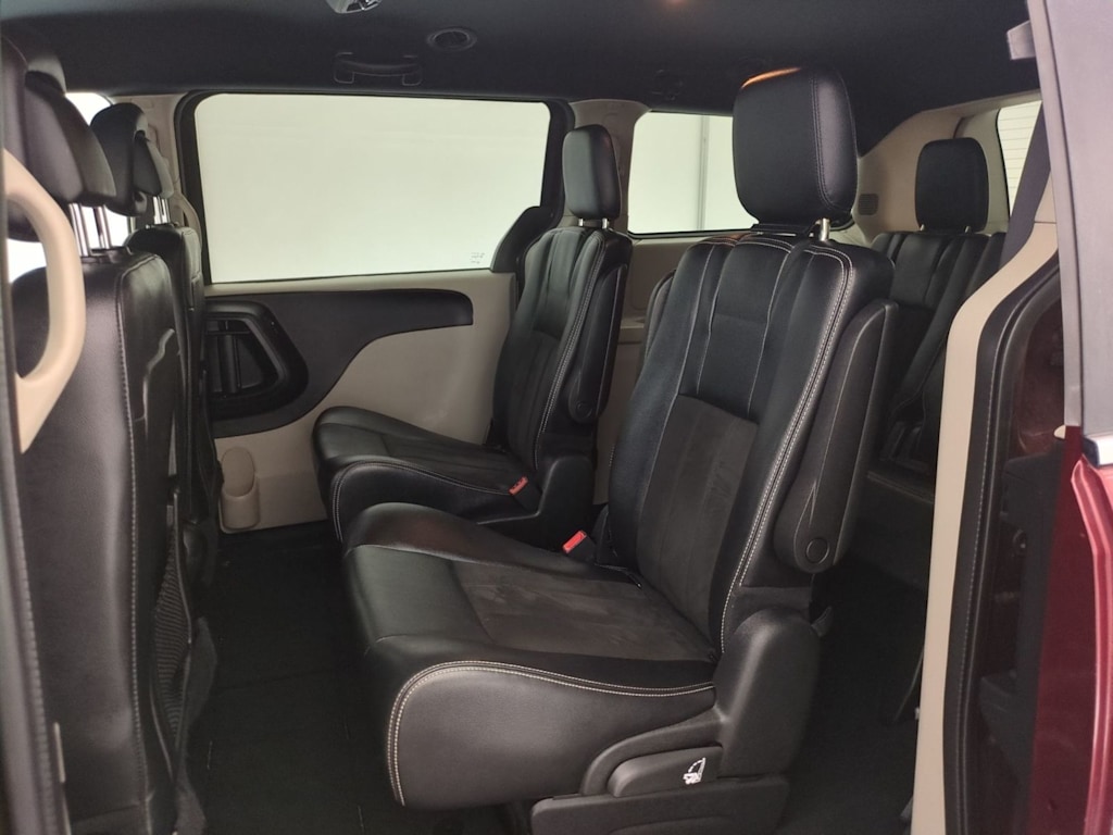 Thumbnail: 2019 Dodge Grand Caravan - 25