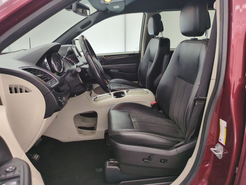 Thumbnail: 2019 Dodge Grand Caravan - 11