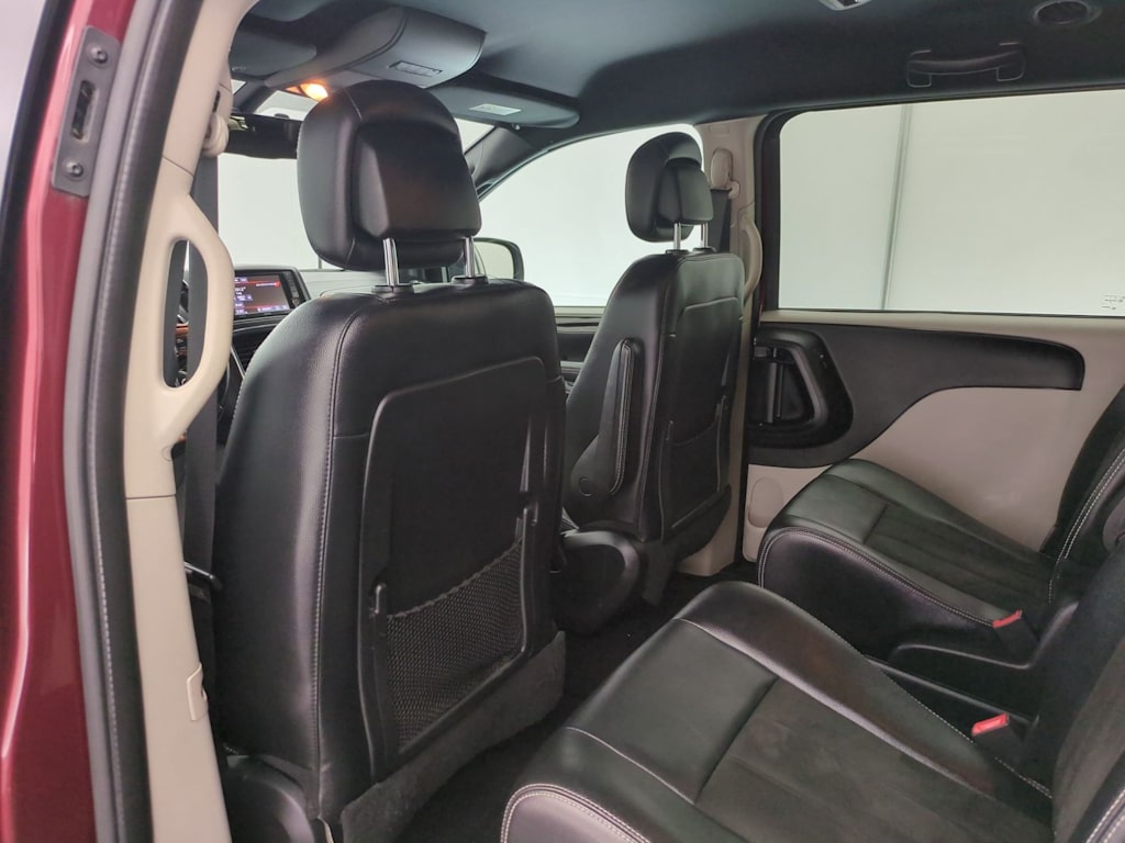 Thumbnail: 2019 Dodge Grand Caravan - 13