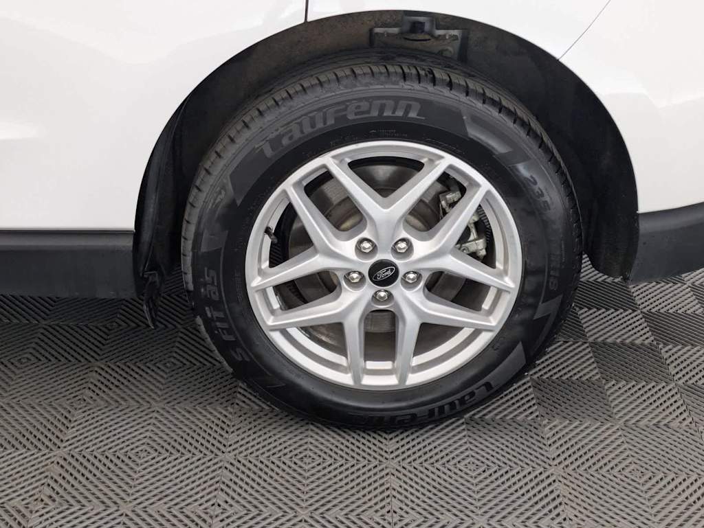 Thumbnail: 2024 Ford Edge - 8