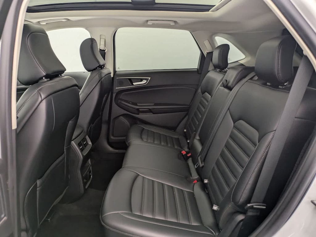 Thumbnail: 2024 Ford Edge - 29