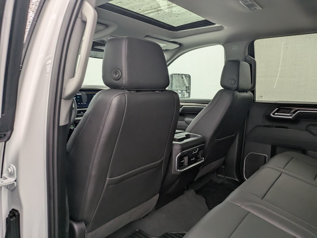 Thumbnail: 2026 Chevrolet Silverado 2500 - 13