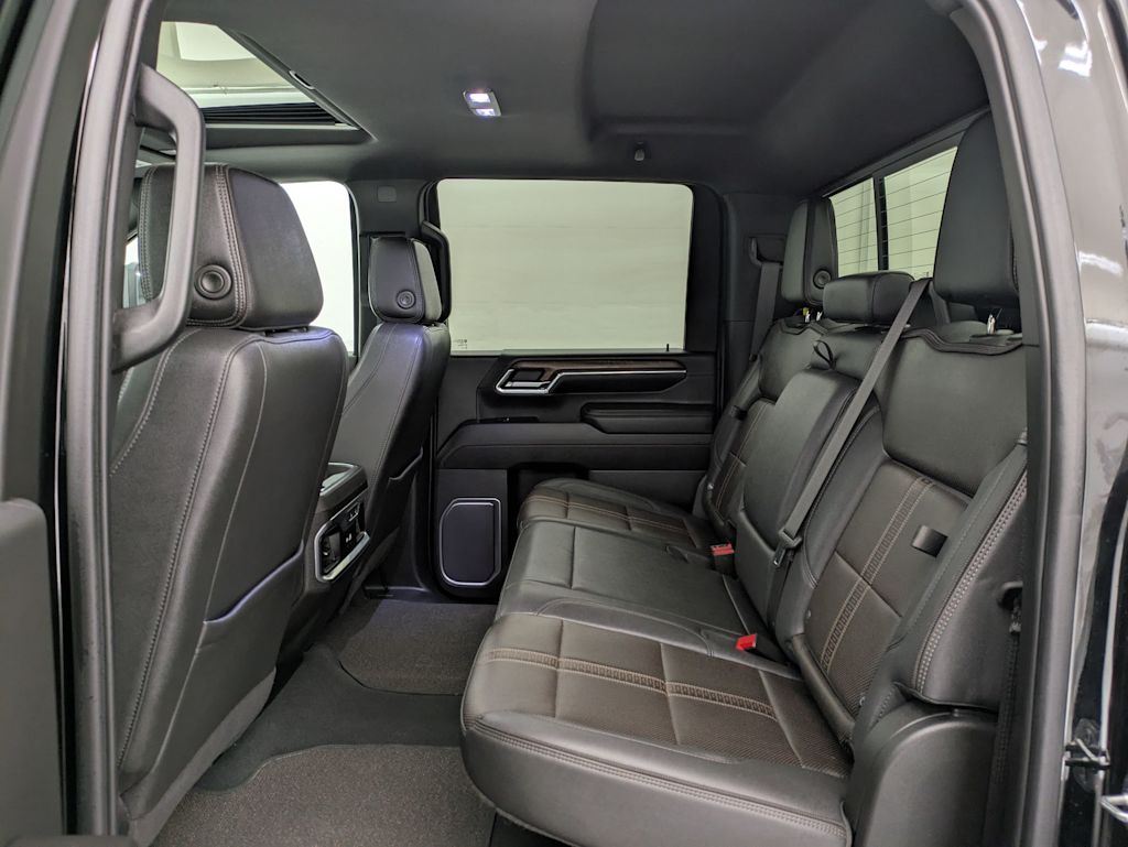 2024 Chevrolet Silverado 2500 High Country 32