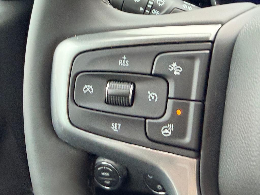 Thumbnail: 2026 Chevrolet Silverado 1500 - 28