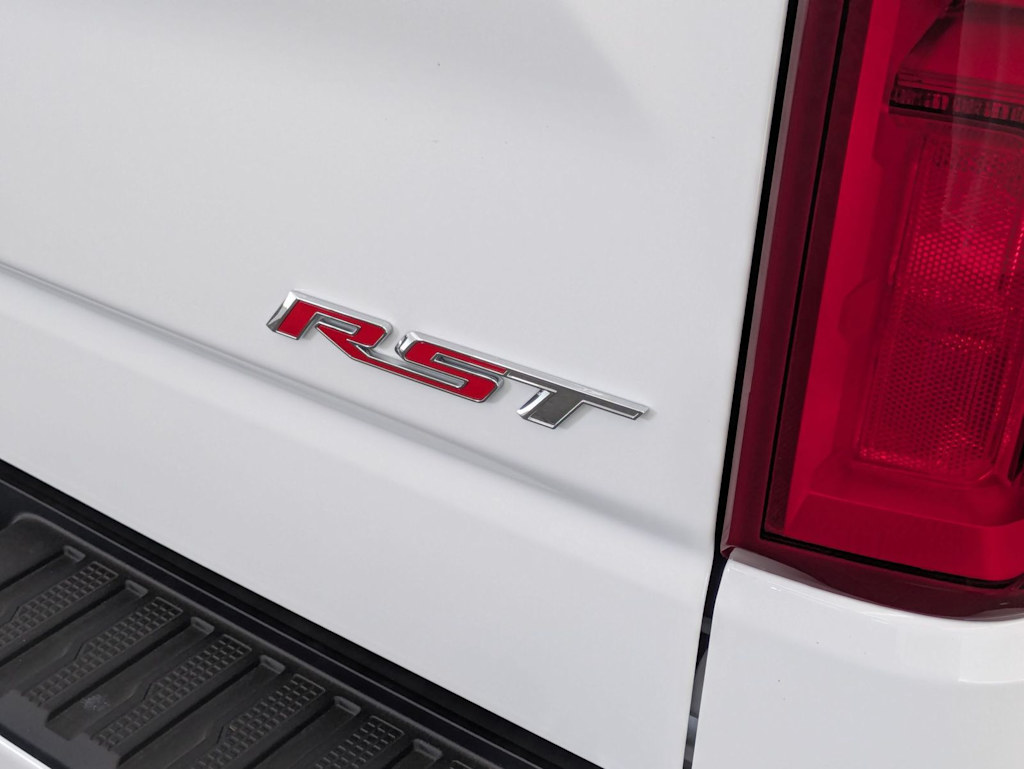 Thumbnail: 2026 Chevrolet Silverado 1500 - 24