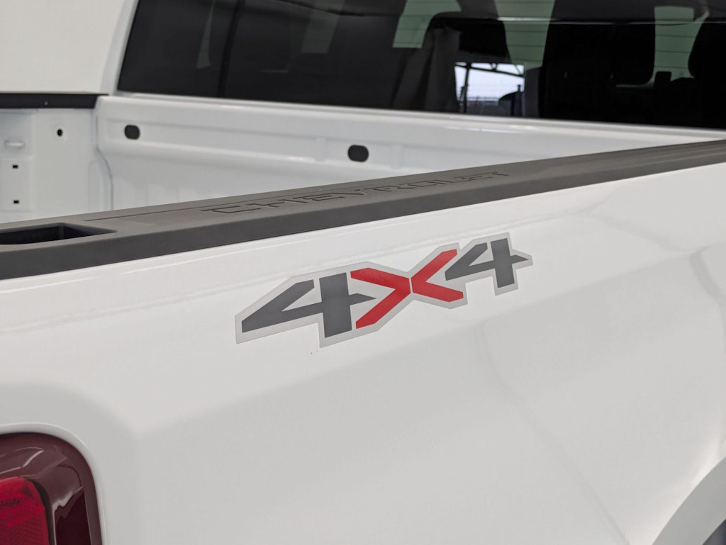Thumbnail: 2026 Chevrolet Silverado 1500 - 23