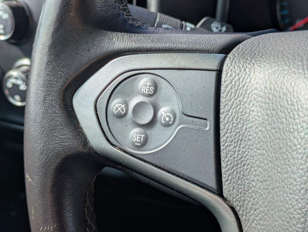 Thumbnail: 2019 Chevrolet Silverado 1500 - 29