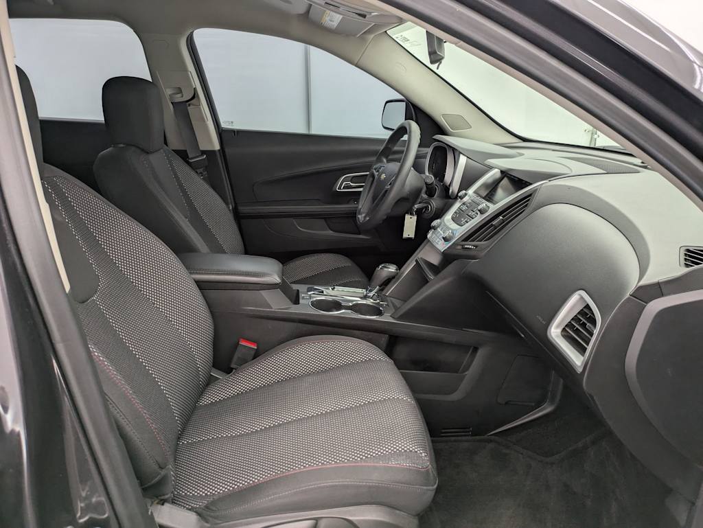 Thumbnail: 2016 Chevrolet Equinox - 12