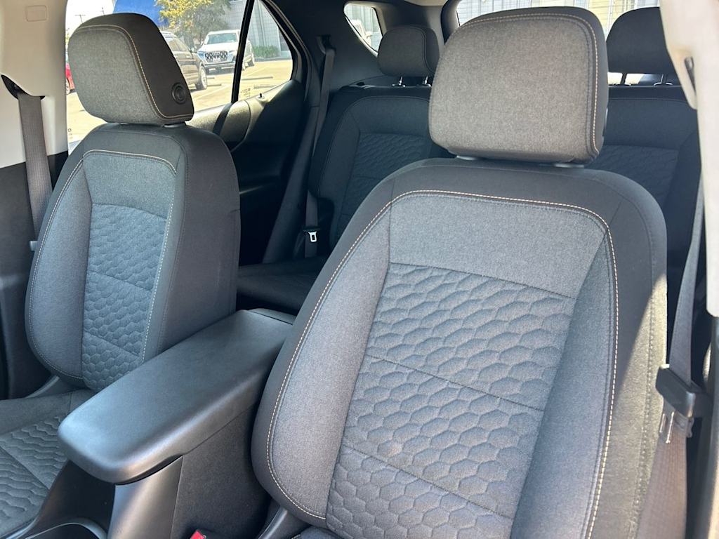 Thumbnail: 2021 Chevrolet Equinox - 6