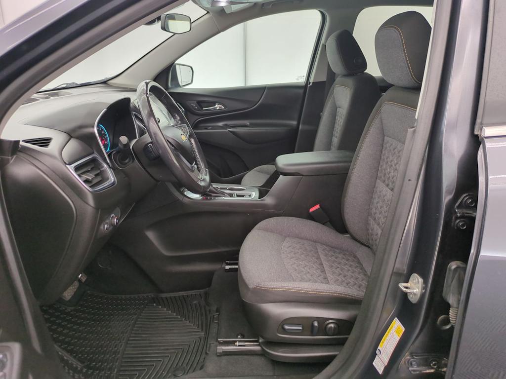 Thumbnail: 2022 Chevrolet Equinox - 11