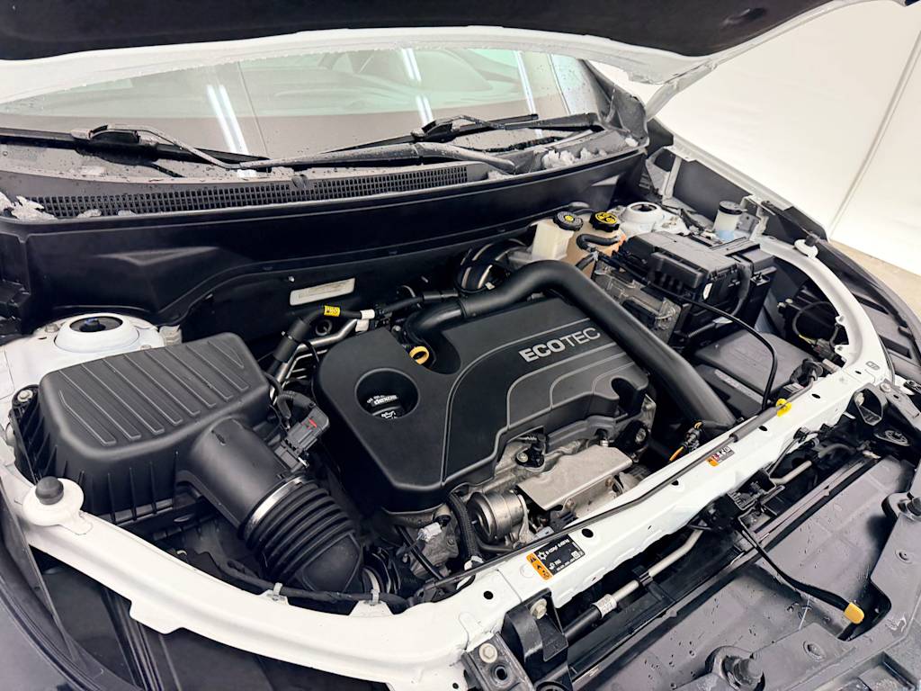 Thumbnail: 2020 Chevrolet Equinox - 9